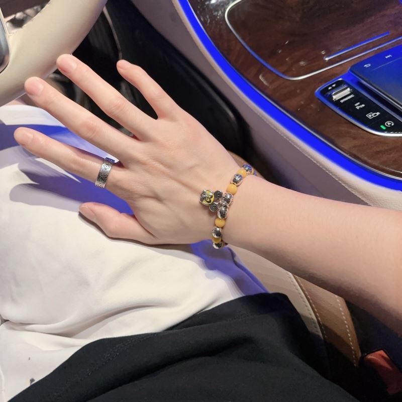 chr1st1an D10r bracelets